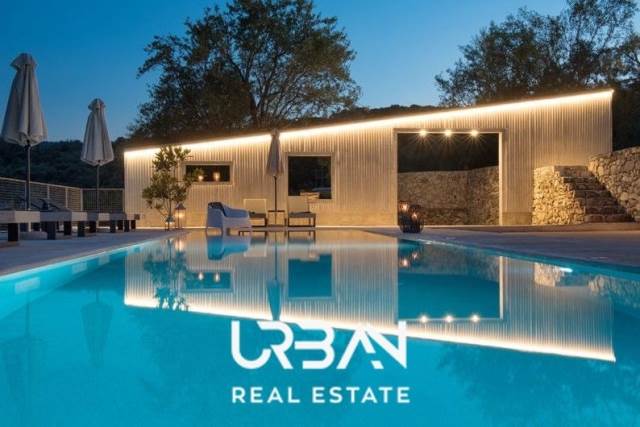 (For Sale) Residential Villa || Lefkada/Lefkada Chora - 280 Sq.m, 3 Bedrooms, 2.000.000€ 